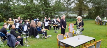 Band at Sandhurst Community Centre